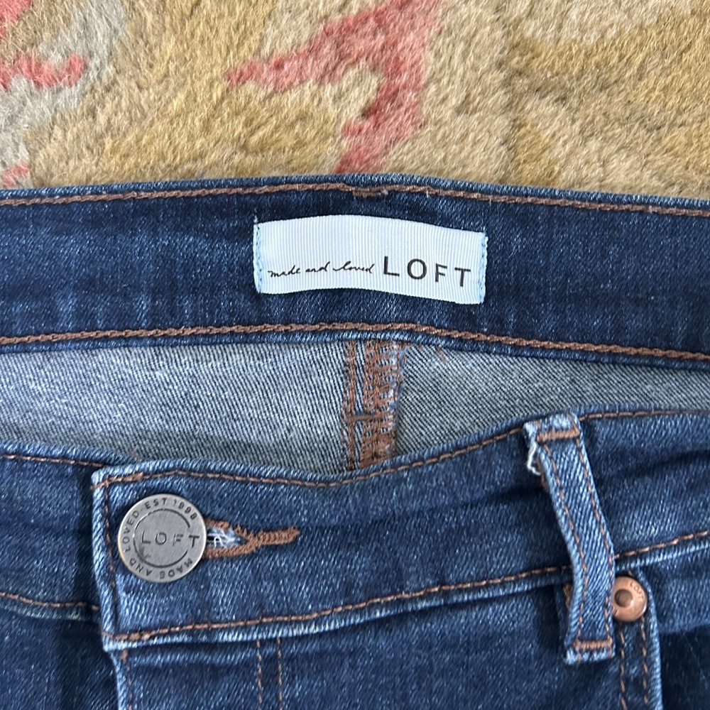 LOFT modern frayed cuffed jean - size 14 EUC - Picture 4 of 7